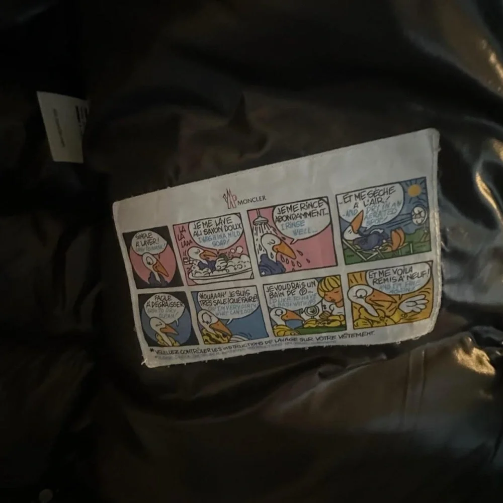 100% Authentic Black Moncler Maya puffer jacket Gently used in crisp condition. - Picture 4 of 6